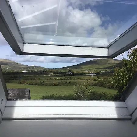 The Old School House Penzion Ballinskelligs