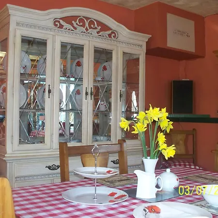 Penzion The Old School House Ballinskelligs