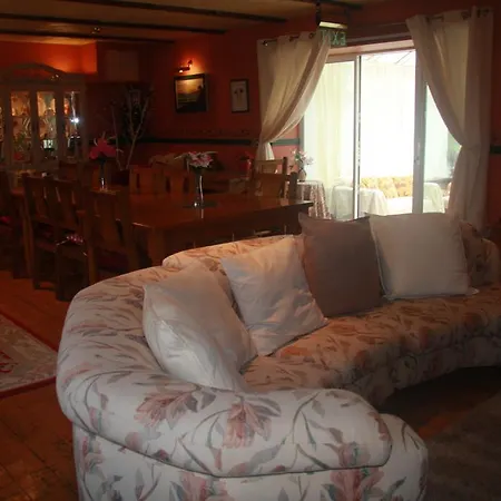 The Old School House بيت ضيافة بالينسكاليغس