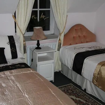 The Old School House 3* Baile na Sceilge