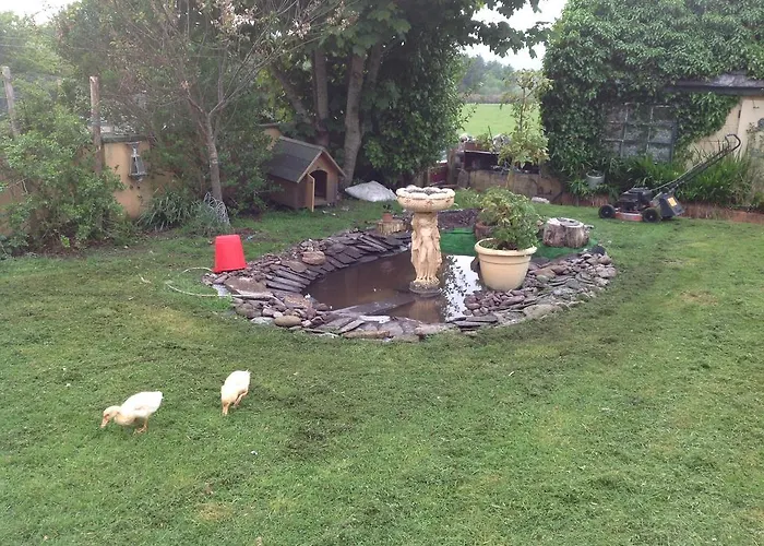 Gasthof The Old School House